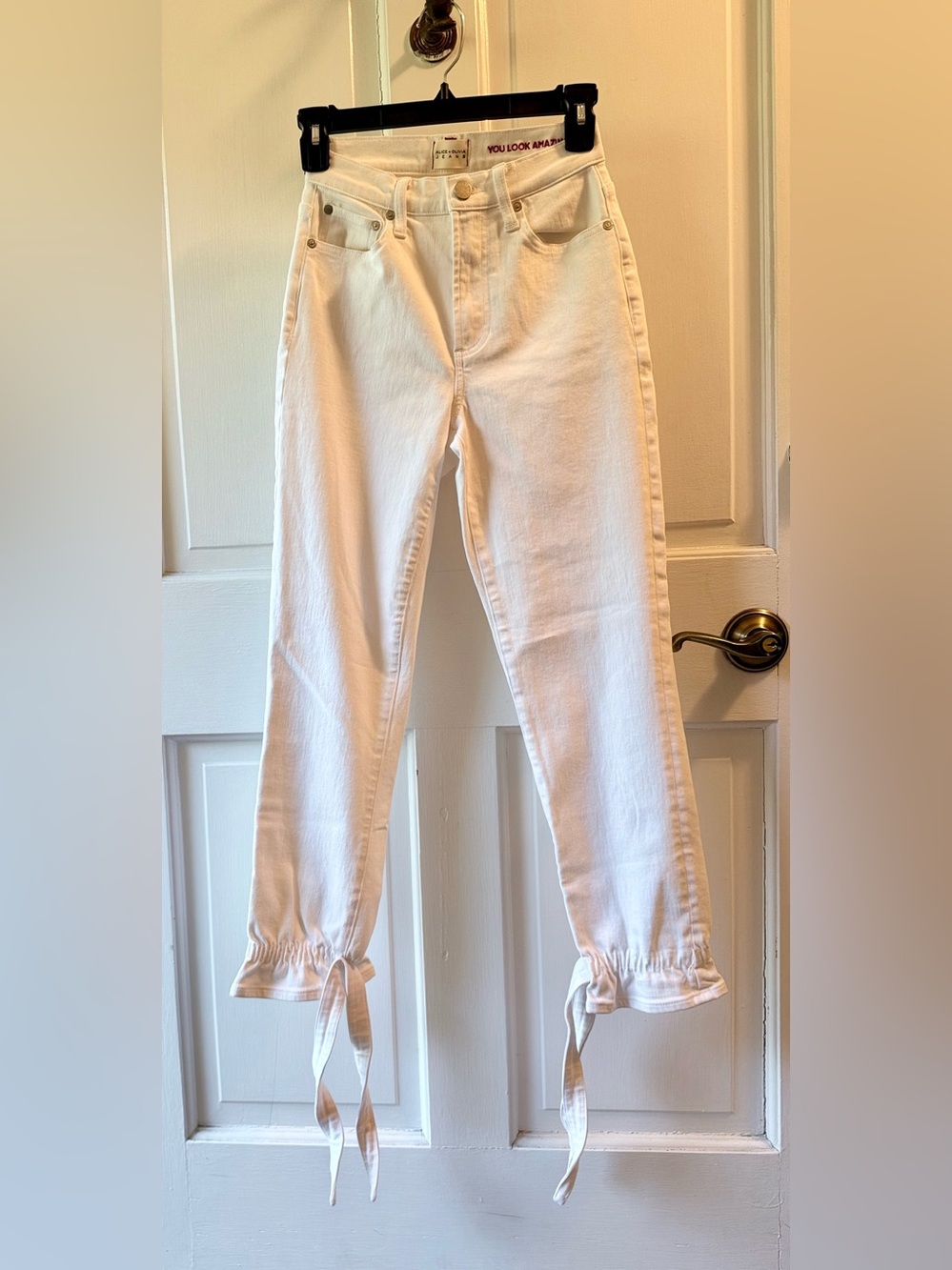 NWOT - Alice + Olivia White Tie-Hem Cropped Jeans